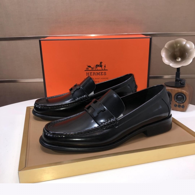 H**mes leather shoes